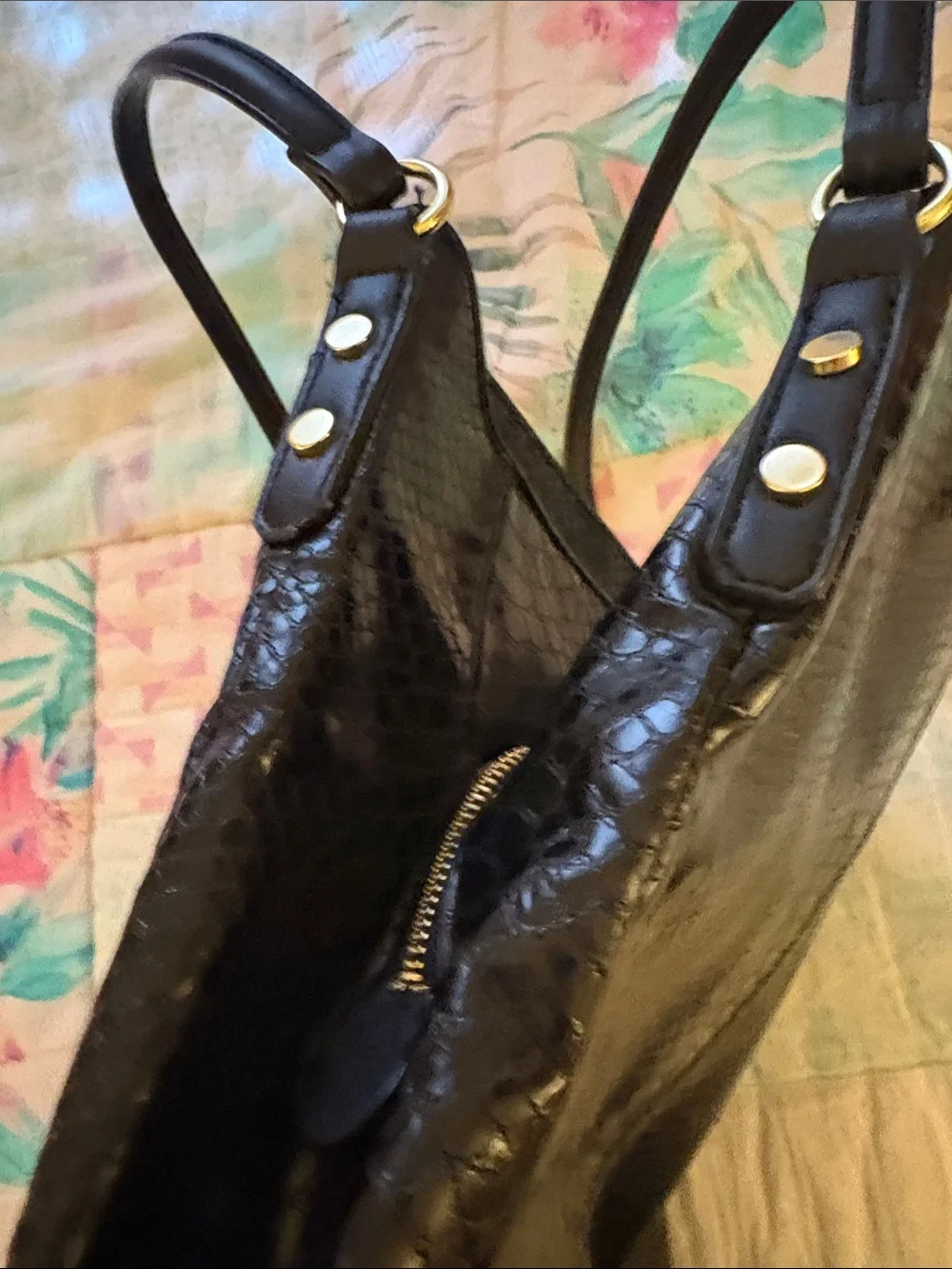 ANNE KLEIN Black Faux-Snake Shoulder Bag.
